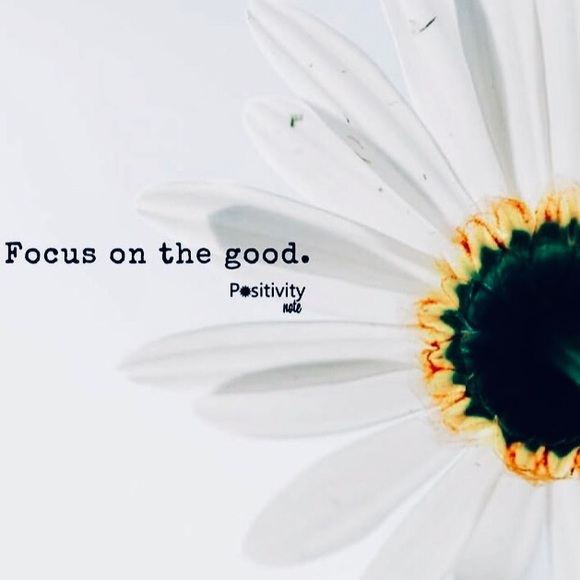 Meet your Posher, Lynn - Picture 2 of 5